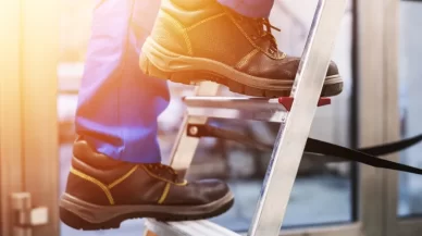 ¿Ha sufrido una lesión al caerse de una escalera en Pensilvania? Sus opciones legales y de seguro