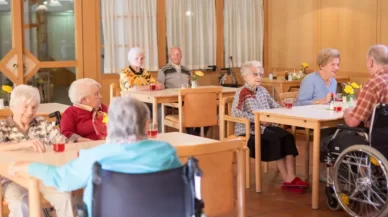Abuso en residencias de ancianos y muerte por negligencia: familias en busca de justicia contra la “enfermera asesina”