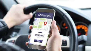 Es muy frustrante: las plataformas de transporte compartido eliminan la cobertura para conductores y pasajeros