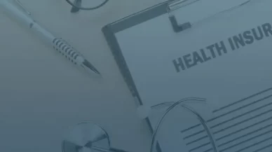 Por qué no debes usar el seguro médico para una lesión laboral